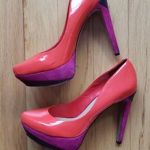 Jessica Simpson hot pink platform pumps